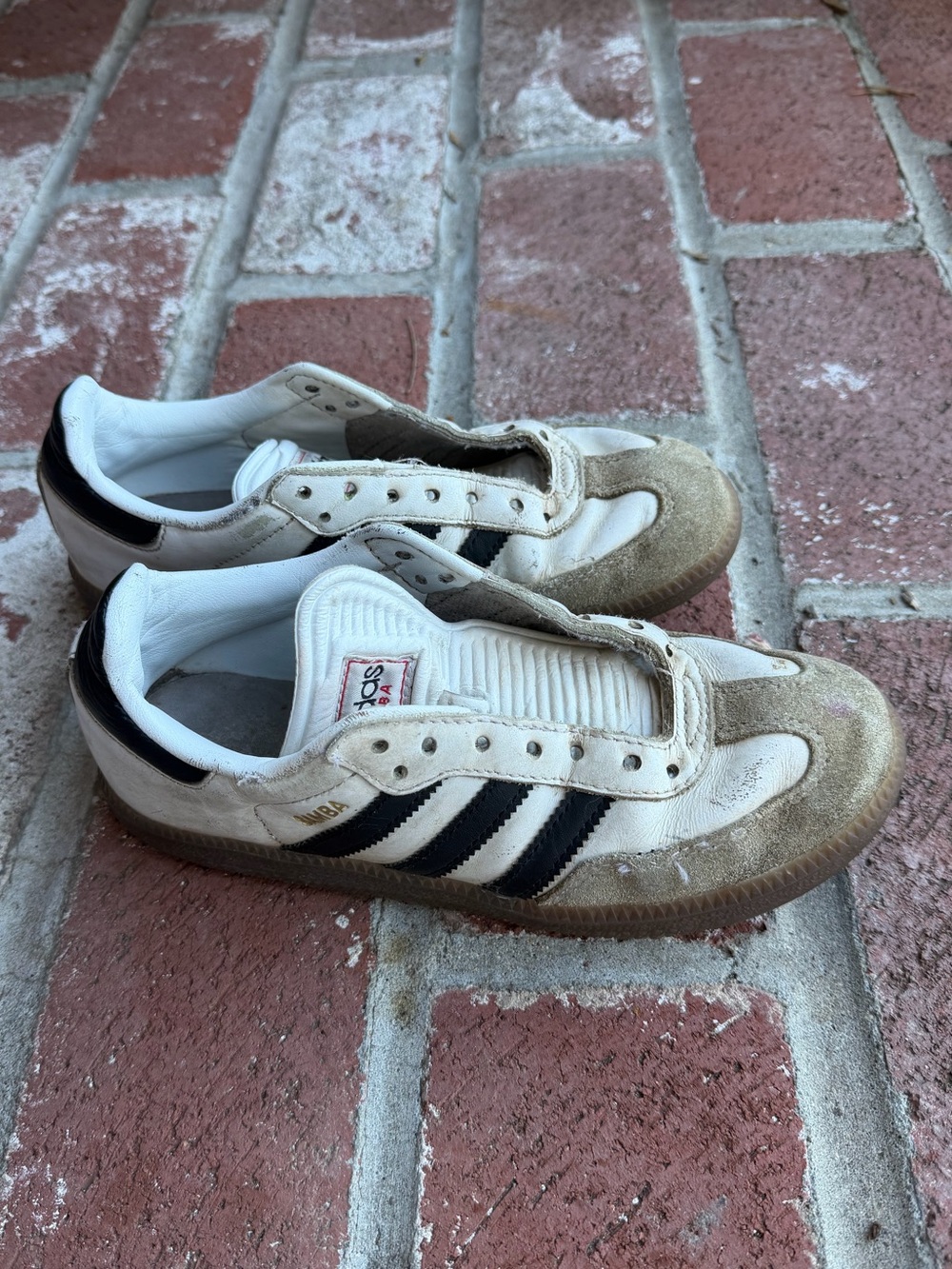Adidas Classic kids White and Black Leather Trainer Sneakers size 3.5